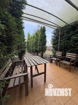 Дом 253м&sup2;, 3-этажный, участок 9 сот.  