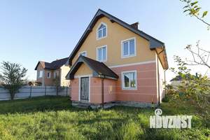 Дом 198м&sup2;, 2-этажный, участок 6 сот.  