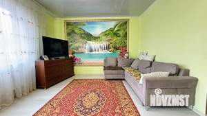 Дом 100м&sup2;, 2-этажный, участок 6 сот.  