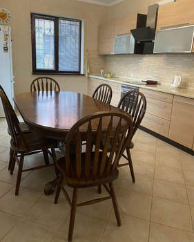 Дом 217м&sup2;, 2-этажный, участок 4 сот.  