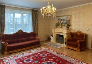 Дом 334м&sup2;, 3-этажный, участок 6 сот.  