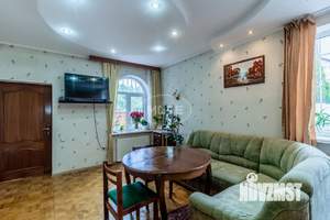 Дом 171м², 2-этажный, участок 4 сот.  