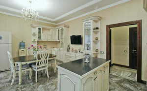 Дом 326м&sup2;, 4-этажный, участок 5 сот.  