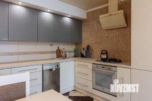 Дом 136м&sup2;, 2-этажный, участок 5 сот.  