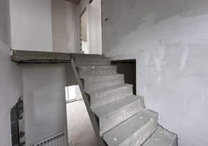 Дом 120м&sup2;, 2-этажный, участок 5 сот.  