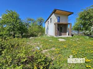 Дом 100м&sup2;, 2-этажный, участок 5 сот.  