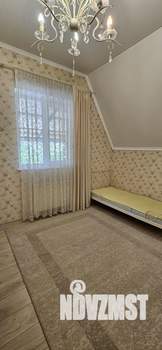 Дом 211м², 2-этажный, участок 9 сот.  