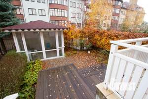 Таунхаус 300м&sup2;, 4-этажный, участок 2 сот.  