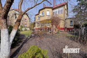 Дом 461м&sup2;, 3-этажный, участок 6 сот.  