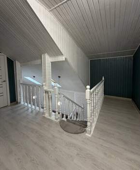 Дом 211м&sup2;, 2-этажный, участок 10 сот.  