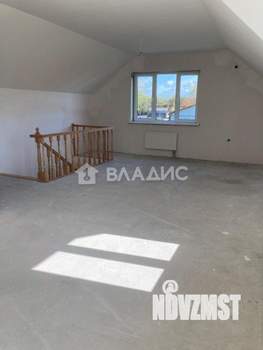 Дом 115м&sup2;, 2-этажный, участок 6 сот.  