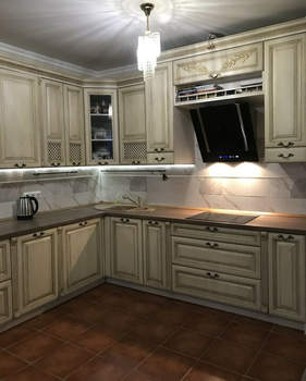 Дом 180м&sup2;, 2-этажный, участок 8 сот.  