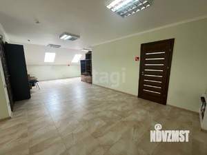 Дом 230м², 2-этажный, участок 6 сот.  