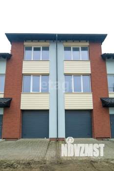 Таунхаус 205м&sup2;, 3-этажный, участок 2 сот.  