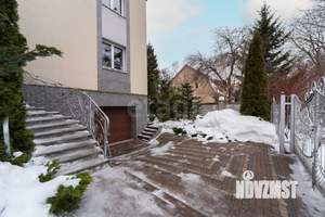 Дом 290м&sup2;, 4-этажный, участок 8 сот.  