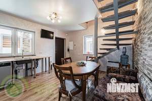 Дом 76м&sup2;, 2-этажный, участок 5 сот.  