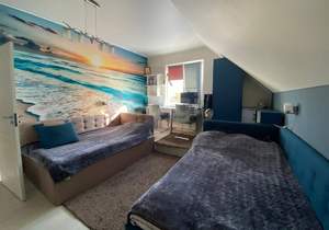 Дом 110м&sup2;, 2-этажный, участок 6 сот.  