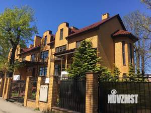 Таунхаус 230м², 3-этажный, участок 2 сот.  