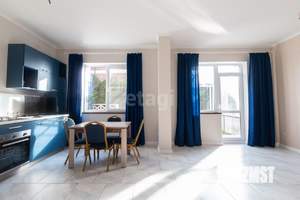 Таунхаус 210м², 3-этажный, участок 1 сот.  