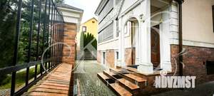 Коттедж 512м&sup2;, 4-этажный, участок 12 сот.  