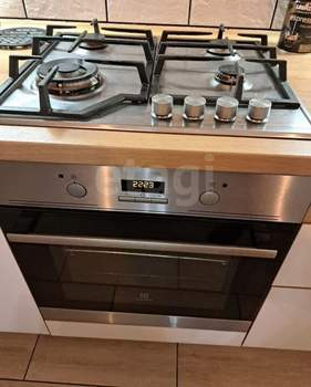 Дом 106м&sup2;, 2-этажный, участок 1 сот.  