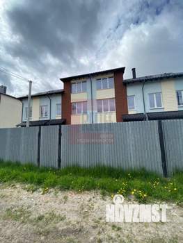 Таунхаус 228м², 2-этажный, участок 2 сот.  