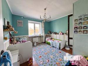 Дом 220м², 4-этажный, участок 4 сот.  