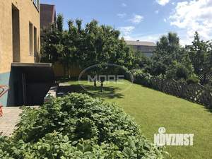 Дом 385м², 3-этажный, участок 9 сот.  