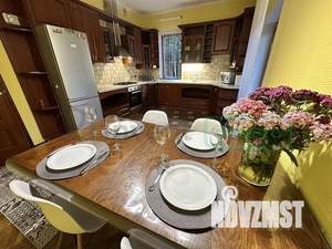 Дом 150м², 2-этажный, участок 6 сот.  
