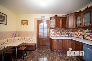 Дом 140м², 2-этажный, участок 6 сот.  