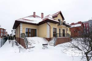 Дом 489м&sup2;, 2-этажный, участок 6 сот.  