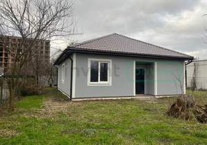 Дом 92м&sup2;, 1-этажный, участок 6 сот.  