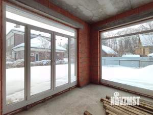 Таунхаус 200м&sup2;, 2-этажный, участок 5 сот.  