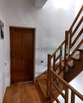 Дом 160м&sup2;, 3-этажный, участок 2 сот.  