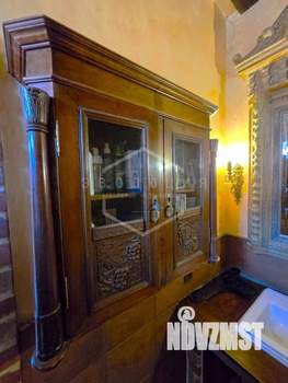 Дом 262м&sup2;, 4-этажный, участок 12 сот.  