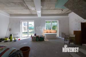 Таунхаус 210м², 3-этажный, участок 3 сот.  