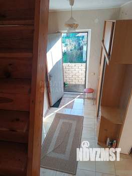 Дом 62м&sup2;, 2-этажный, участок 4 сот.  