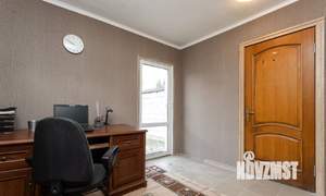 Дом 135м&sup2;, 2-этажный, участок 6 сот.  