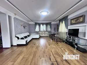 Таунхаус 280м², 4-этажный, участок 3 сот.  