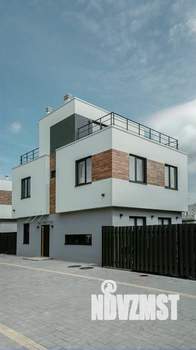 Дом 144м&sup2;, 3-этажный, участок 3 сот.  