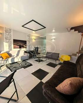 Дом 151м&sup2;, 3-этажный, участок 4 сот.  