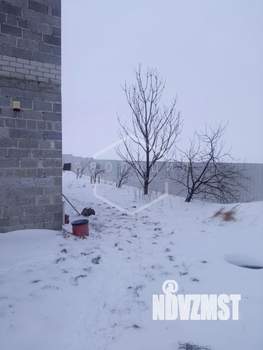 Дом 200м&sup2;, 3-этажный, участок 6 сот.  