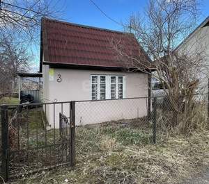 Дом 18м&sup2;, 2-этажный, участок 6 сот.  