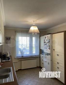 Дом 226м², 3-этажный, участок 7 сот.  