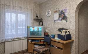 Дом 150м&sup2;, 3-этажный, участок 7 сот.  