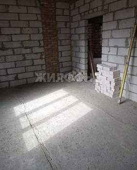 Дом 285м&sup2;, 2-этажный, участок 7 сот.  