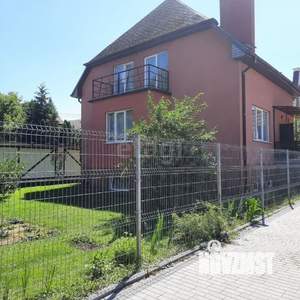 Дом 268м&sup2;, 3-этажный, участок 5 сот.  