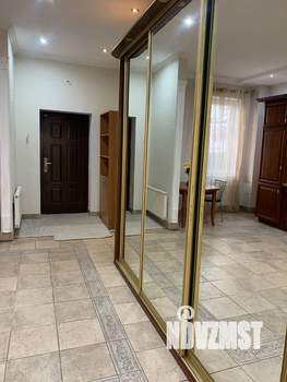 Таунхаус 150м², 3-этажный, участок 1 сот.  