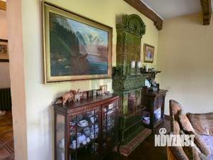 Дом 262м&sup2;, 3-этажный, участок 12 сот.  