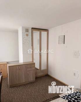 Дом 63м&sup2;, 2-этажный, участок 4 сот.  